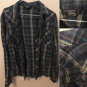 Men’s vintage pearl snap shirt